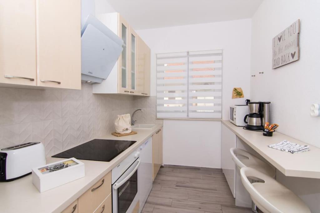 Apartment Dajana Feeling Of Home Trogir Exterior photo